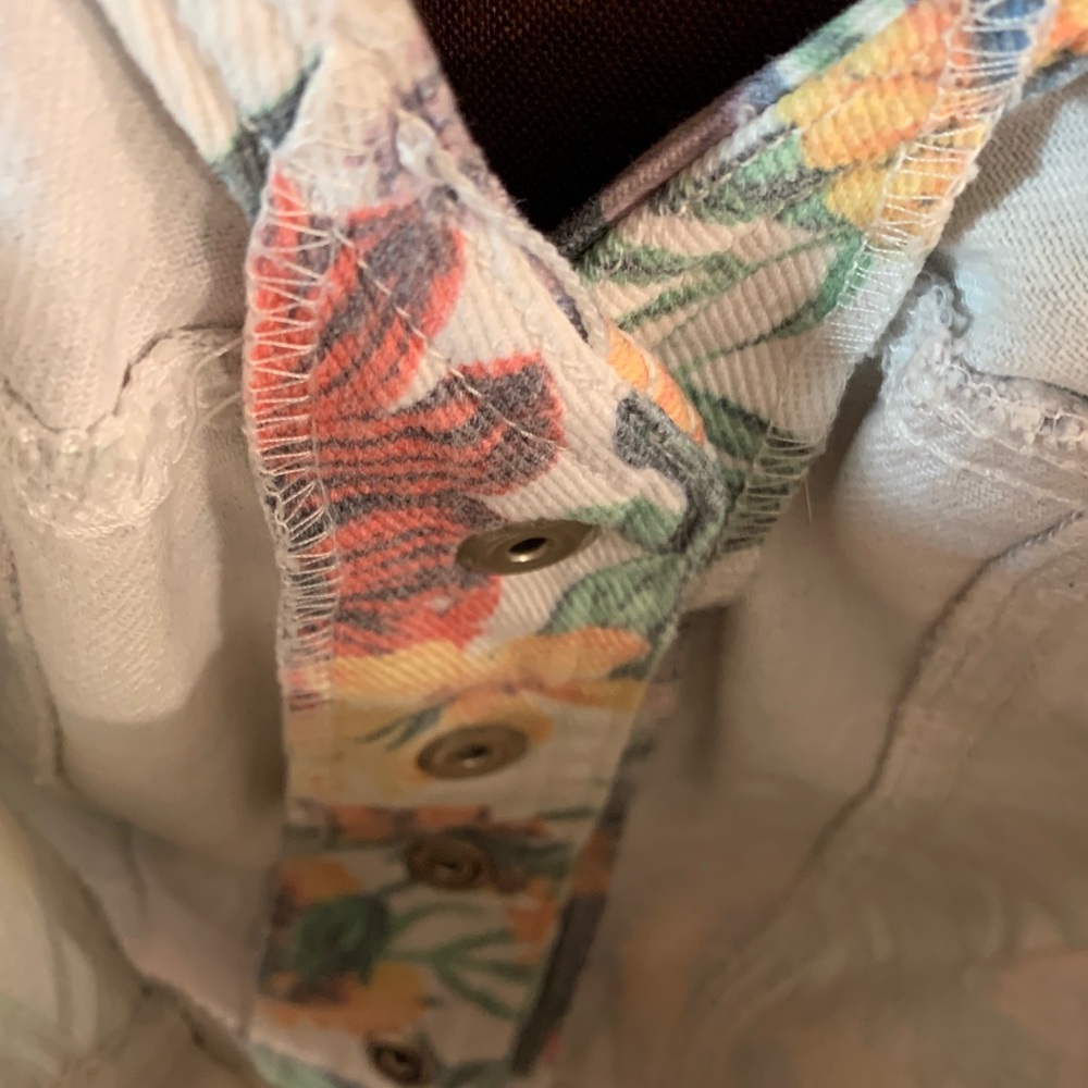 Button-Down Halter Crop Top - image 8